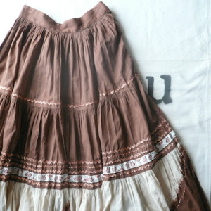 50’s brown mexican skirt