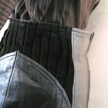80’s black leather skirt