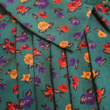 70’s flower pattern blouse & skirt