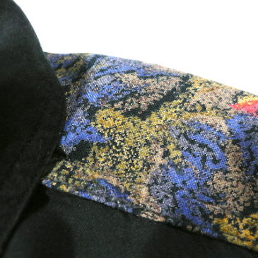 80〜90’s black rayon pattern shirt & paisley silk mini skirt