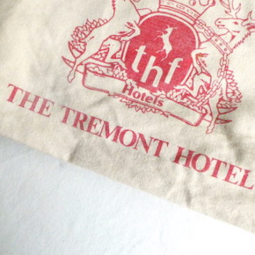 80〜90’s blooming dales tote bag & USED the tremont hotel tote bag