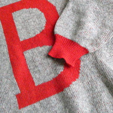 80’s Benetton gray red knit sweater & 50’s cocoa brown wool shorts
