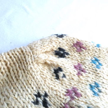 70〜80’s wool rich beige floret knit sweater & used beige ×light gray knit vest