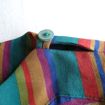 late70~80’s multi color stripe poly blouse & late70〜80’s linen blend navy blouse