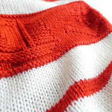 late70~80’s red white anchor yacht summer knit & white & gold stripe summer knit