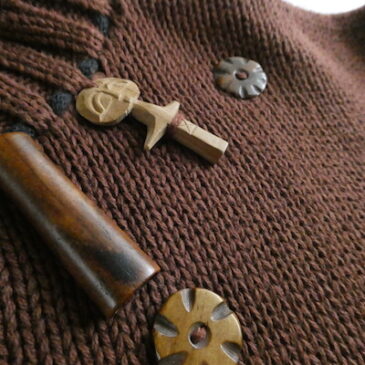 90’s wood button cotton knit sweater