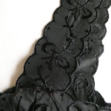 60~70’s black lace slip dress