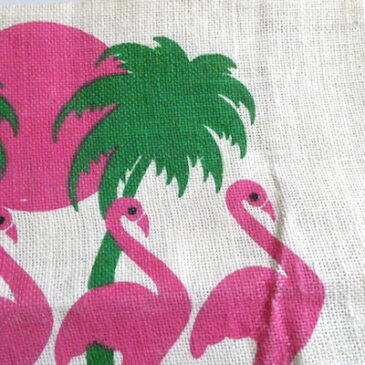 90’s〜 brown sisal shoulder bag & 80’s〜 pink flamingo Jute bag