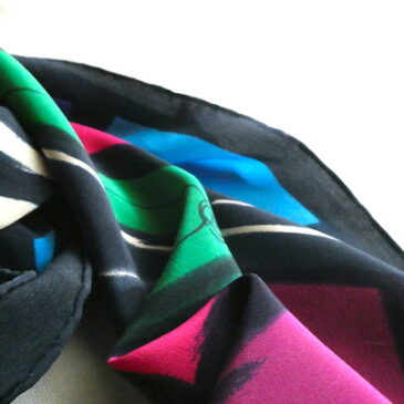 70’s Echo red and white silk scarf & 70〜80’s purple abstract pattern scarf