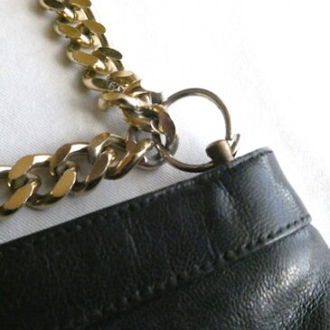 70’s dark navy gold chain hand bag & 80〜90’s black velour scarf