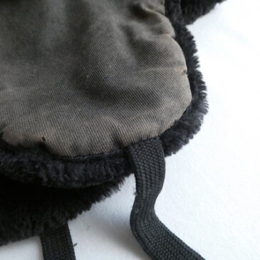 80~90’s brown leather boa flight cap & 90’s black boa flight cap