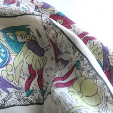 70~80’s sailor collar dots pattern rayon dress &　60’s ruffle collar cendrillon print rayon dress